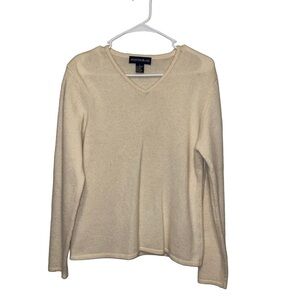 Mountain Lake Women Wool and Angora Bland Sweater Size M